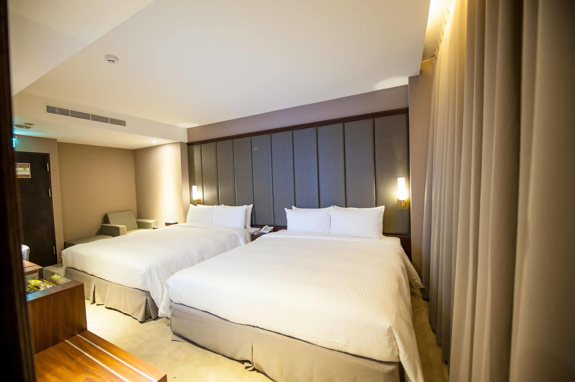 Wish Inn Hotel Гаосюн Экстерьер фото